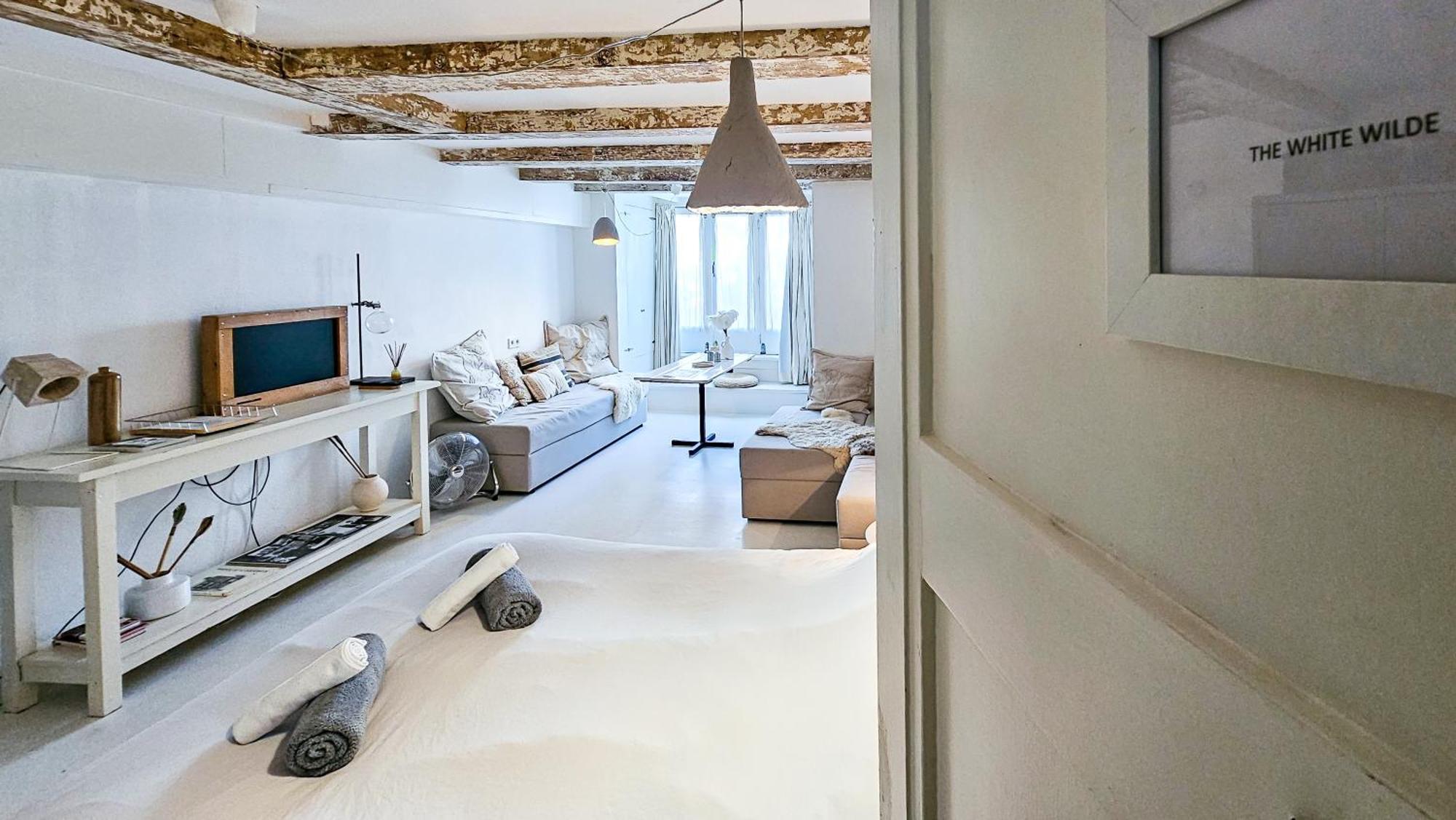 The White Wilde - Studio In A Historic Canalhouse From 1799 Amsterdam Eksteriør billede